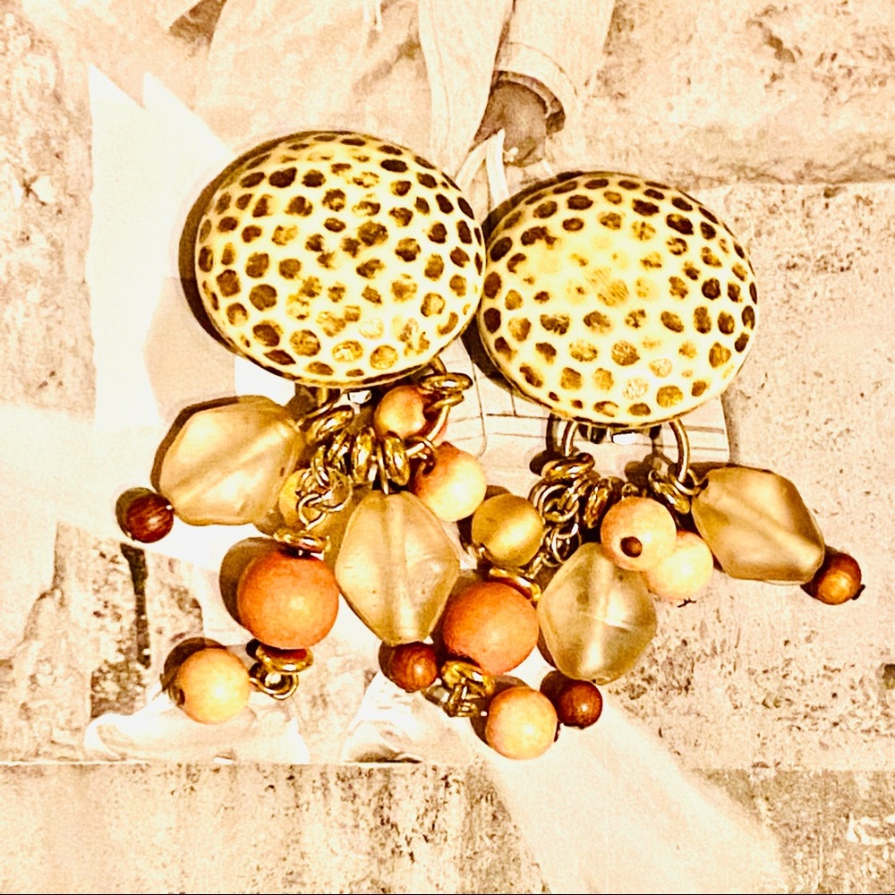 Vintage Clip-on earrings